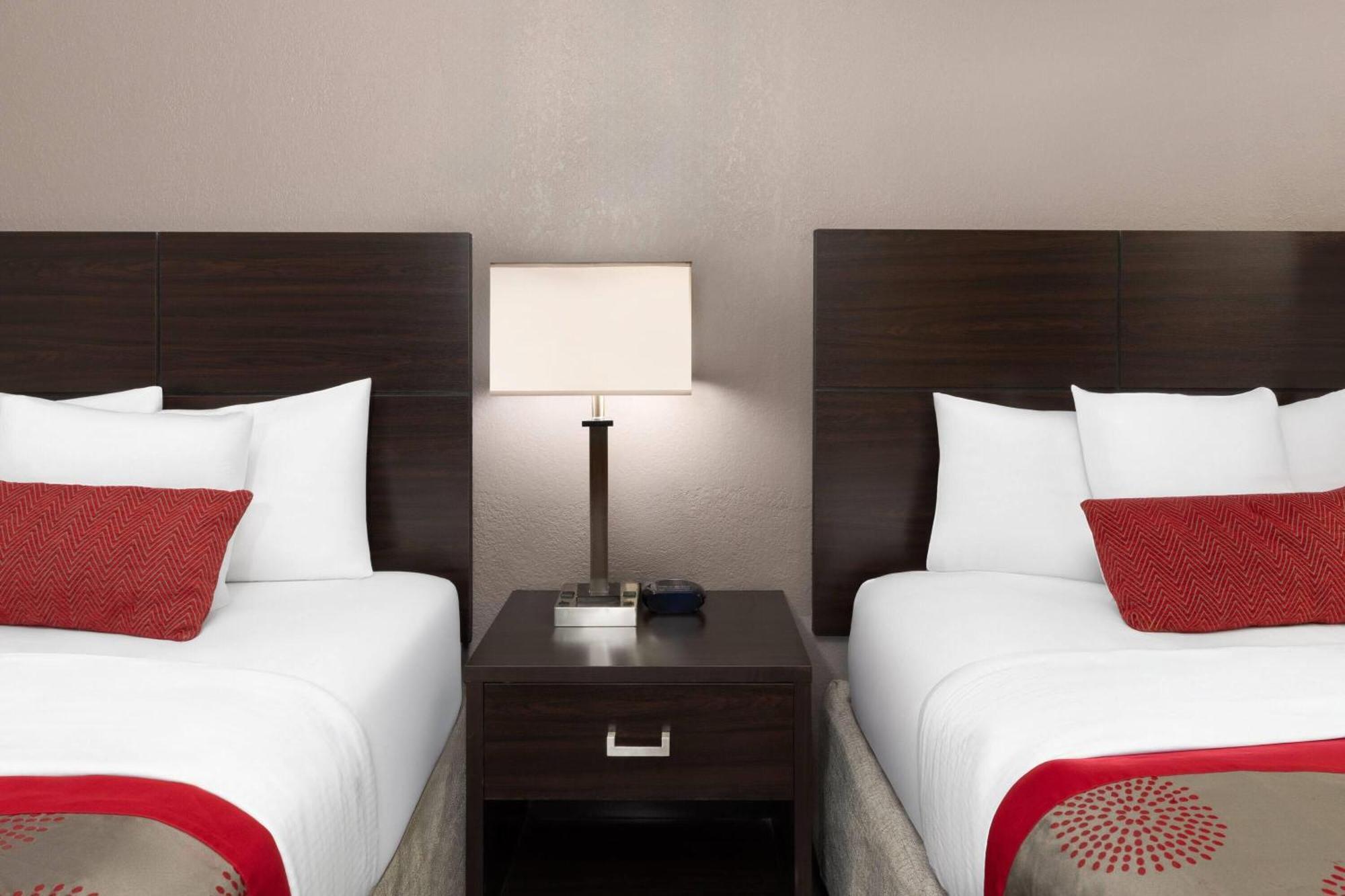 Ramada By Wyndham 3* El Paso